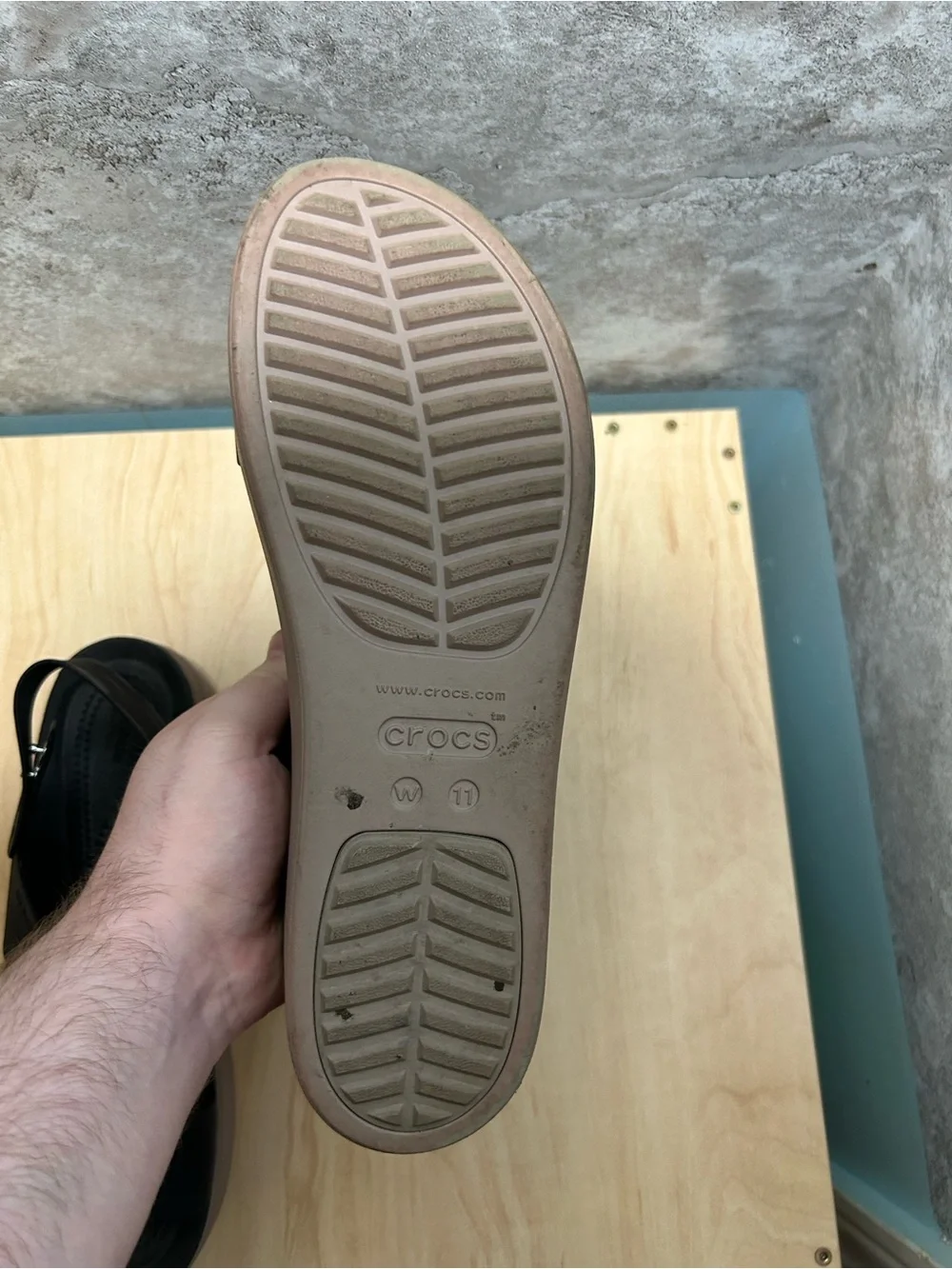 Crocs Brooklyn Low Wedge Sandals women’s size 11